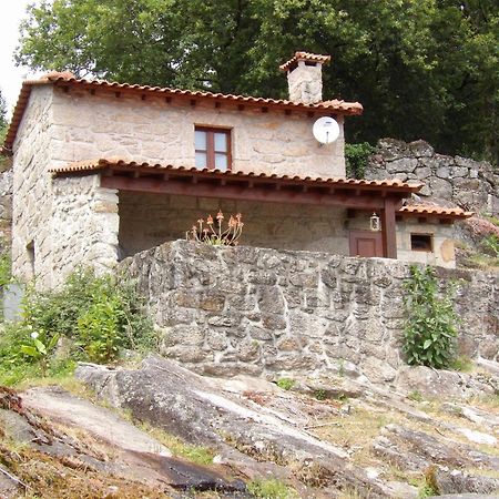 Vila Casa Penedo Do Bento Soajo Exteriér fotografie