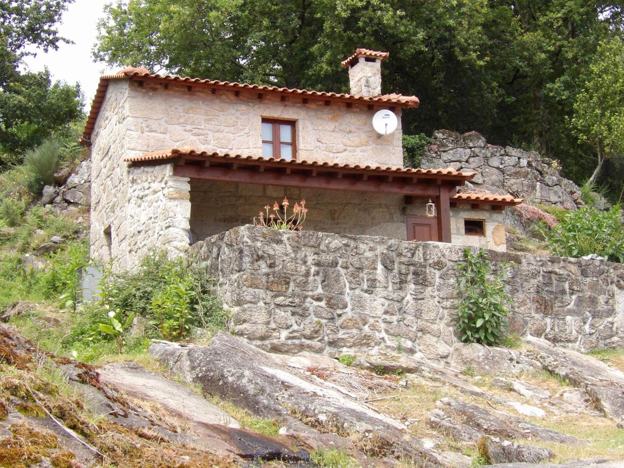 Vila Casa Penedo Do Bento Soajo Exteriér fotografie
